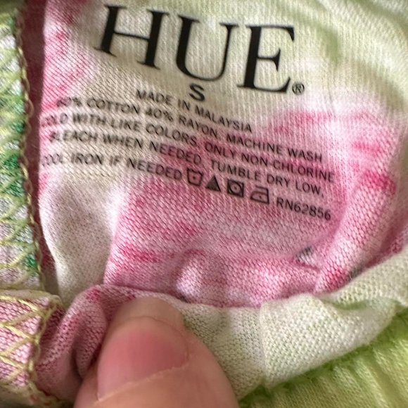 915 NWT  Hue	Fineapple Boxers shorts / lounge shorts	S - Picture 7 of 7